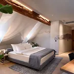 Szálloda Zlata Ladjica Boutique 5*