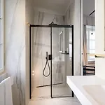 Zlata Ladjica Boutique Ljubljana