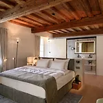 Zlata Ladjica Boutique 5* Ljubljana