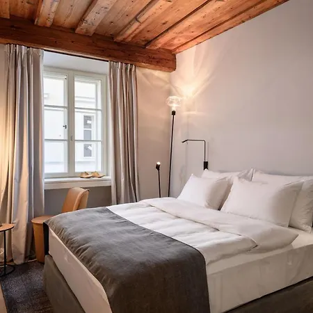 Zlata Ladjica Boutique 5*