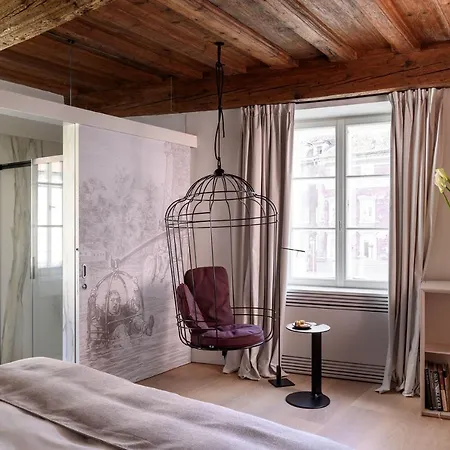 Zlata Ladjica Boutique Ljubljana