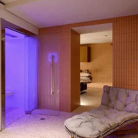 Zlata Ladjica Boutique Hotel