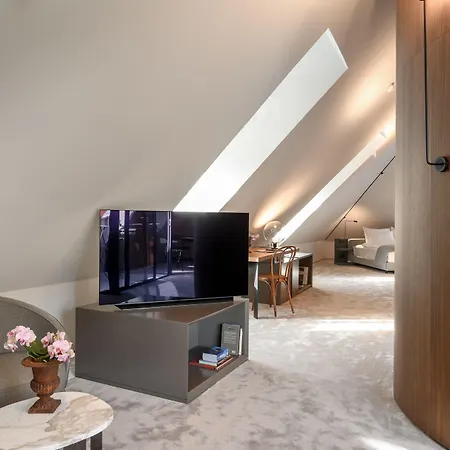 Zlata Ladjica Boutique 5* Lublana