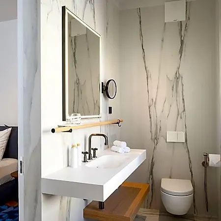 Zlata Ladjica Boutique 5* Ljubljana