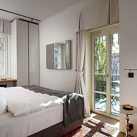 Zlata Ladjica Boutique Hotel