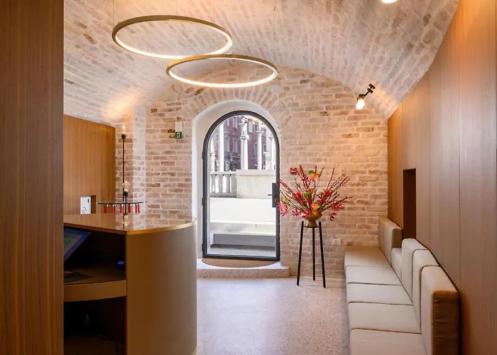 Zlata Ladjica Boutique Hotell 5*