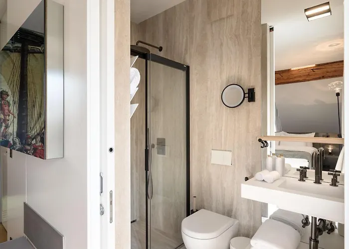 Zlata Ladjica Boutique 5* Любляна